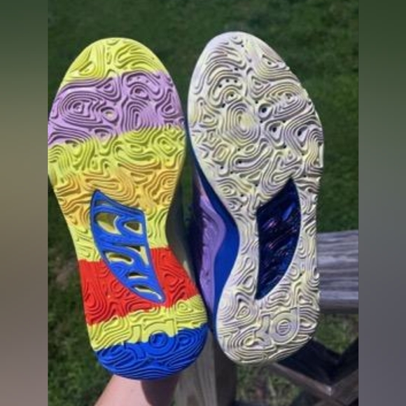 KD 15 "what the's" - Picture 5 of 7